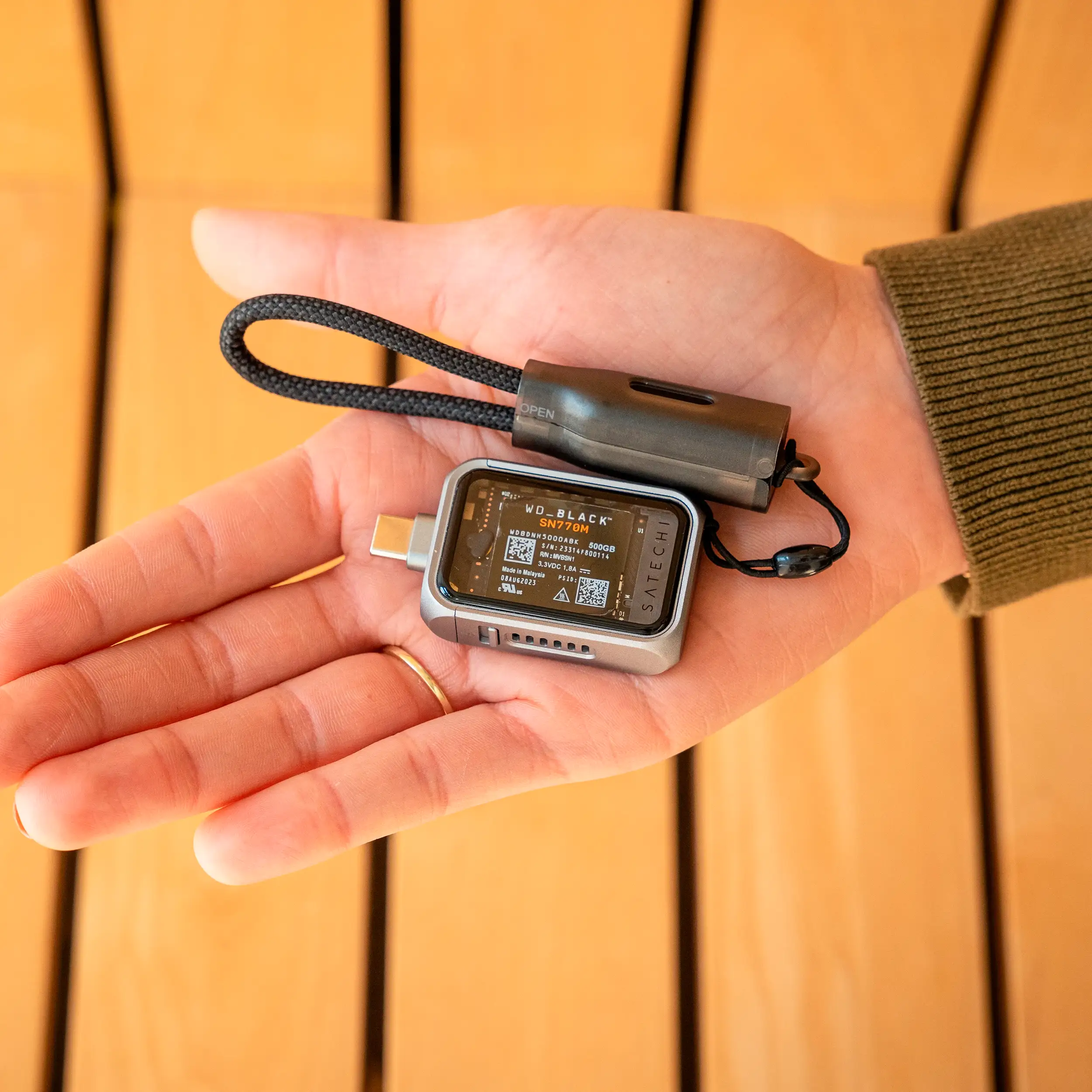 mini nvme ssd enclosure satechi v4 1