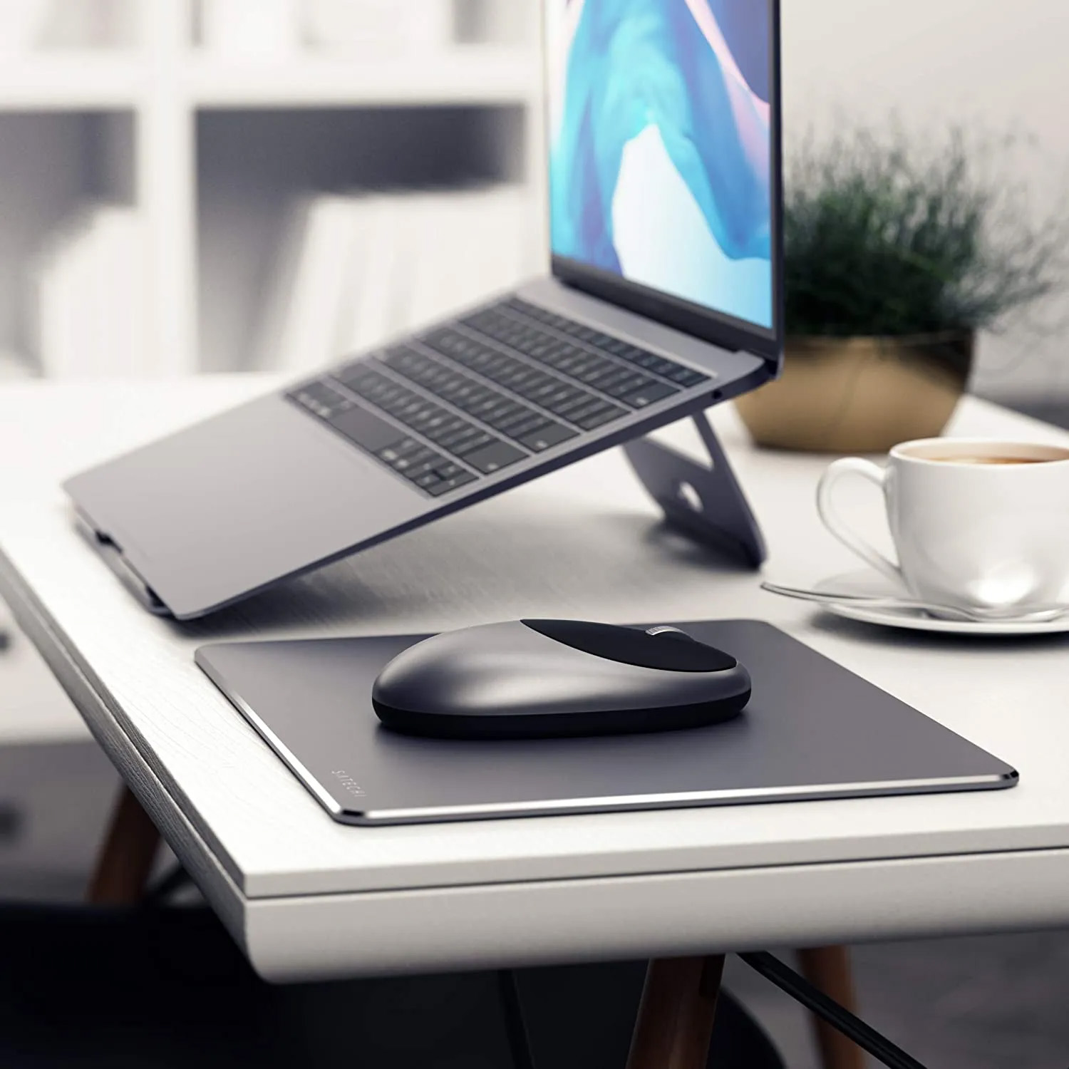 Satechi M1 Wireless Mouse Space Grey v1