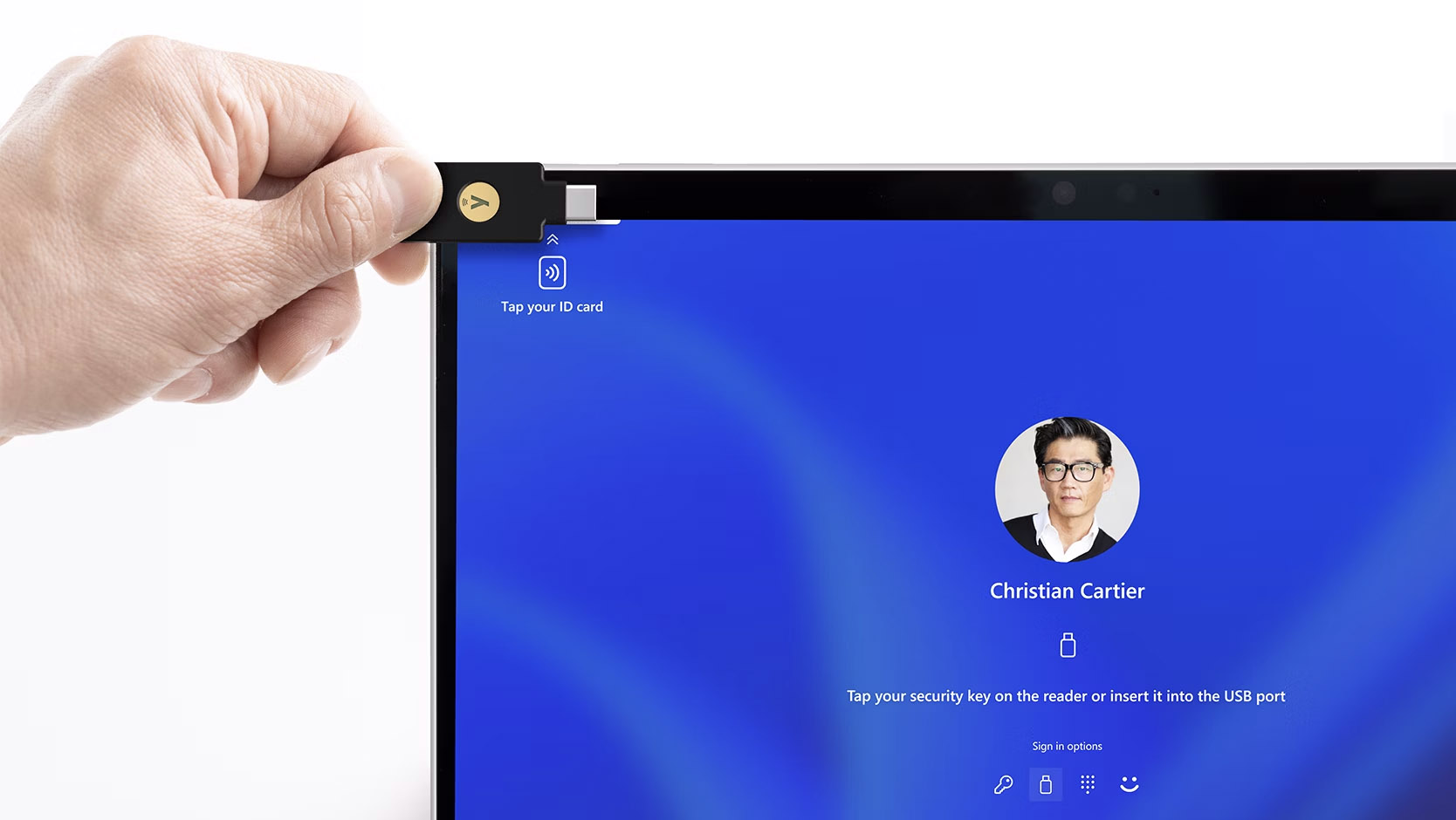 Highlight Surface Pro 10 view4