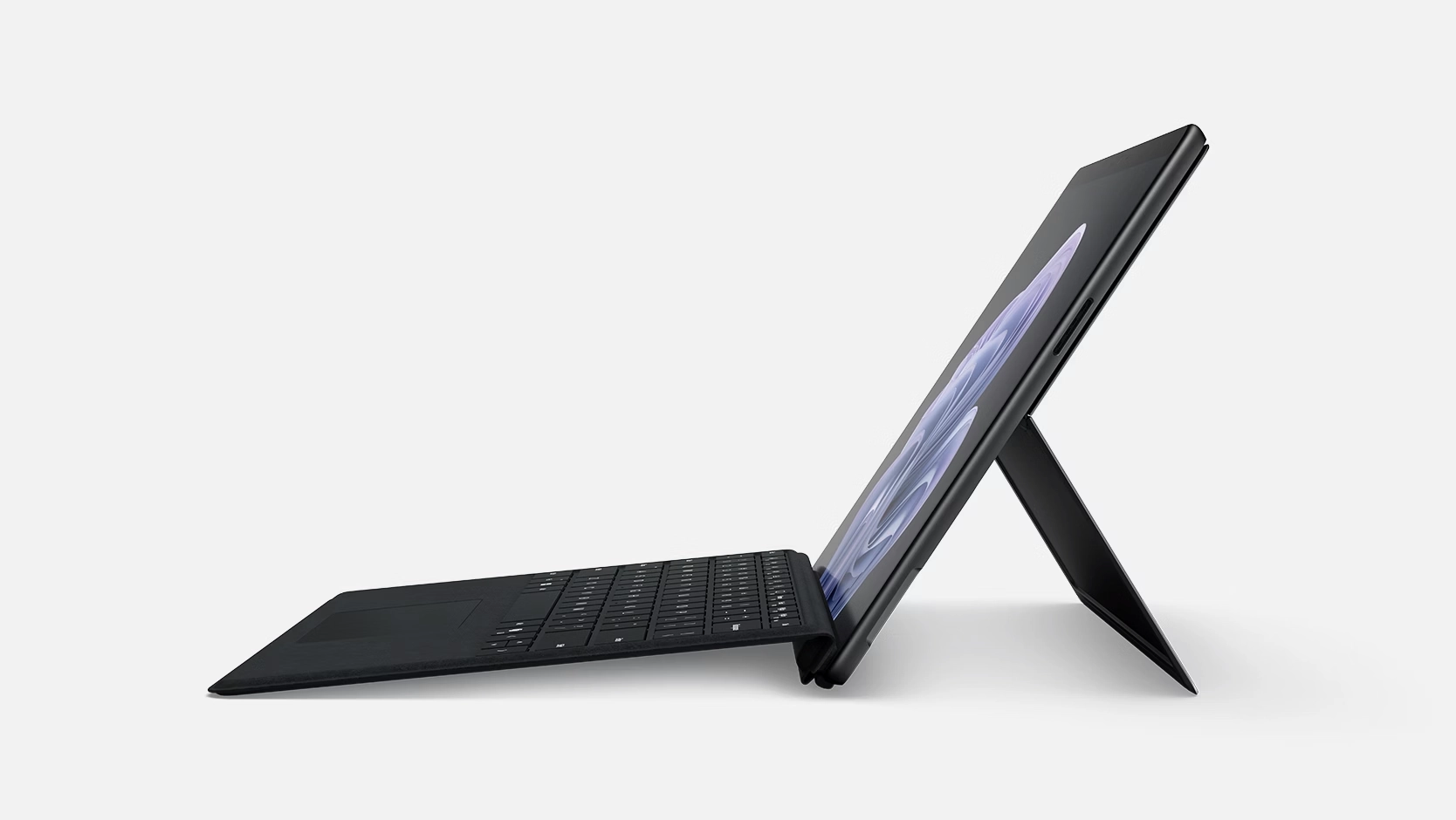 Performs like a traditional laptop keyboard